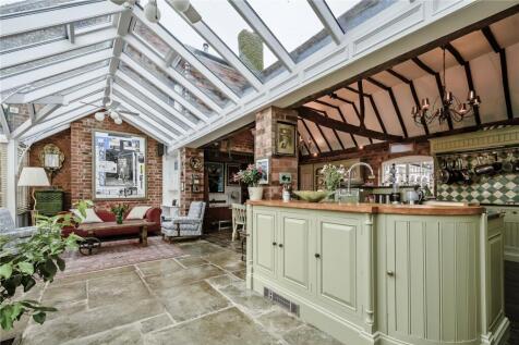 Kitchen/Conservatory