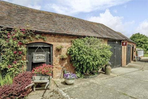 Outbuilding/Stables