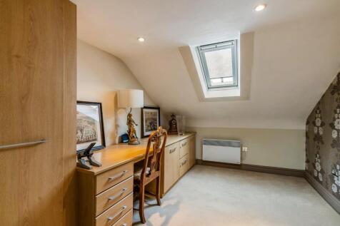 Bedroom/Office