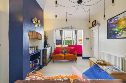 Sitting Room/Dining