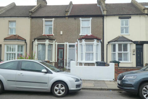2 bedroom mid Terraced house for rent -