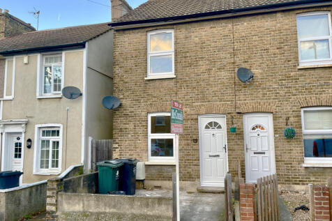 2/3 Bedroom Terraced House