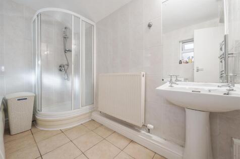 DOWNSTAIRS BATHROOM