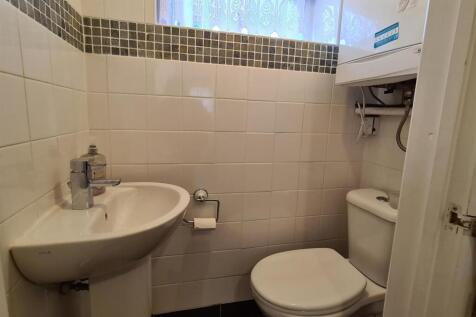 UTILITY AND DOWNSTAIRS WC