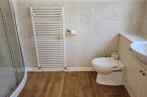 DOWNSTAIRS SHOWER ROOM