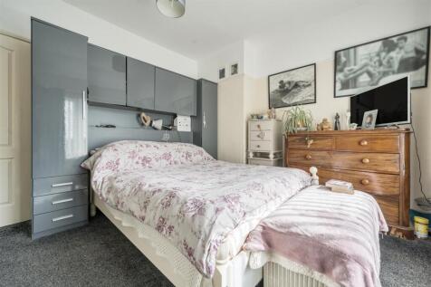 BEDROOM 1