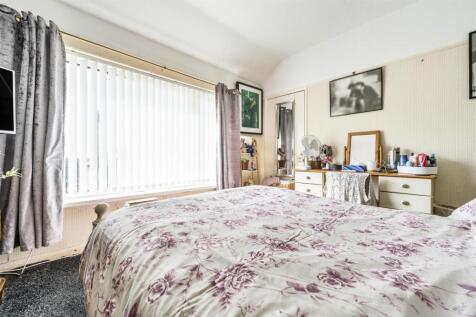 BEDROOM 1
