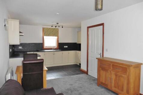 OPEN PLAN LIVING/DINING/KITCHEN