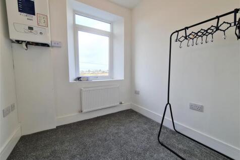 BEDROOM ONE/ DRESSING ROOM