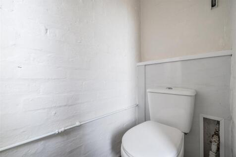 UTILITY SPACE &#43; DOWNSTAIRS W.C