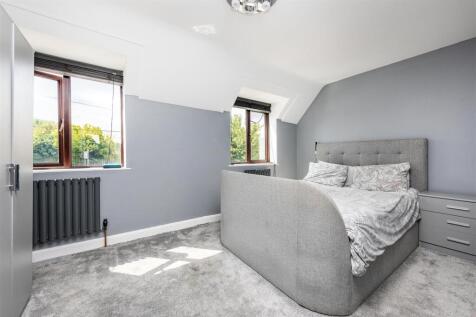 6 Faggs Road Feltham TW14 LOW RES-11.jpg
