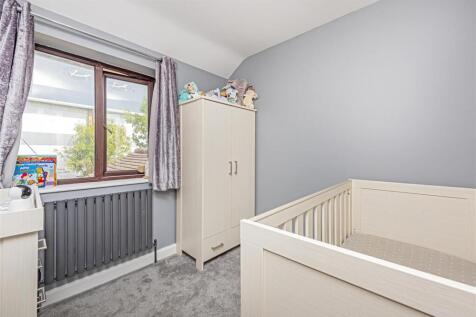 6 Faggs Road Feltham TW14 LOW RES-12.jpg