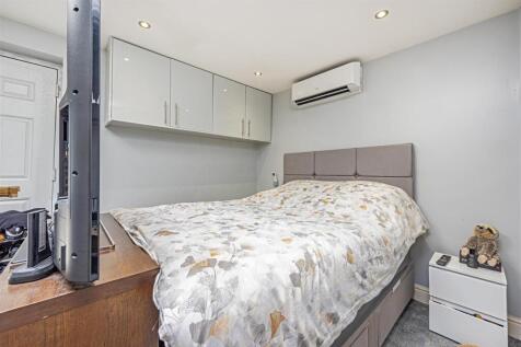 6 Faggs Road Feltham TW14 LOW RES-1.jpg