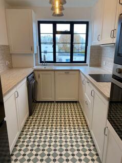 Chase Court Kitchen 2.jpg