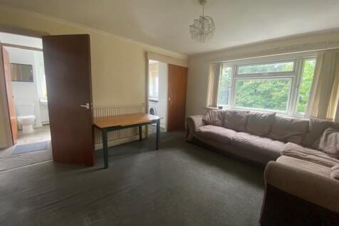 59 Sutton Hall Road Lounge.jpg