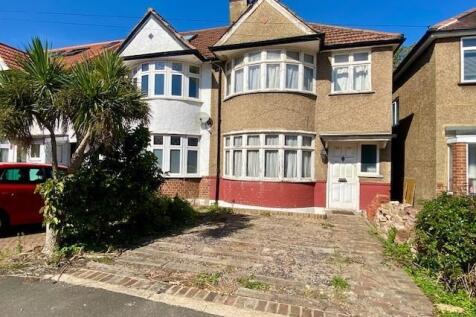 17 Sidmouth Avenue Exterior 2.jpg
