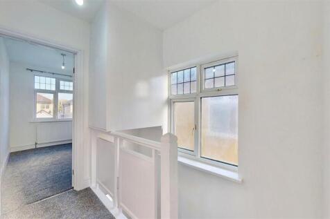 Photo 17-11-2025, 21 42 39.jpg