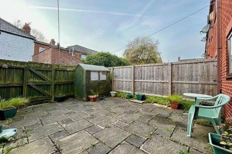 Low Maintenance Rear Garden