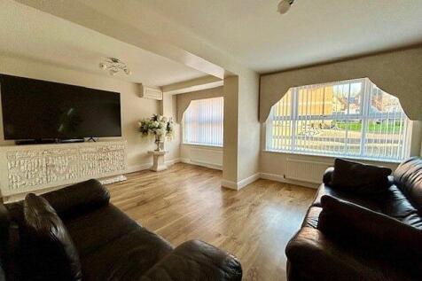 Living Room/Family Room