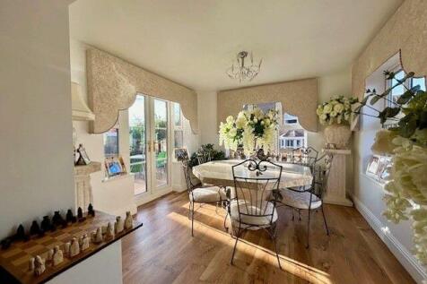 Garden Room