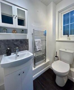 Cloakroom/Wc