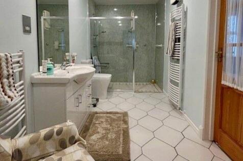Shower Room/Wc
