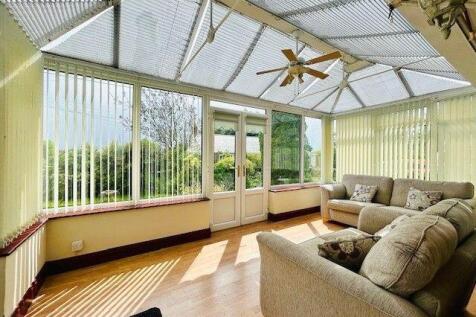 Entrance Conservatory