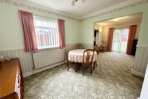 dining room.JPEG