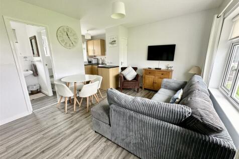 living area to kitchen