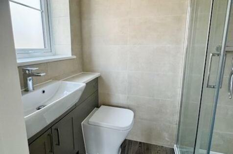 example en suite (plot 9 shown)