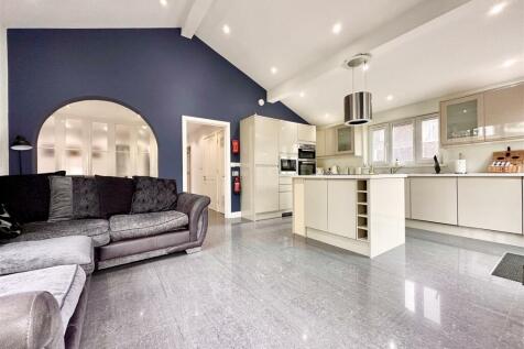 living area kitchen