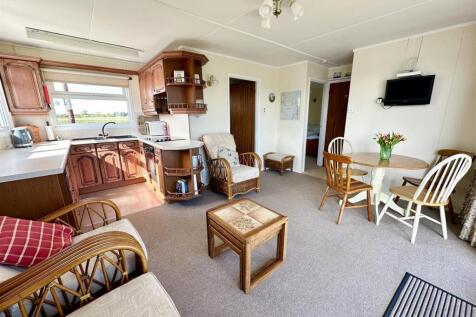 open plan living kitchen.JPEG