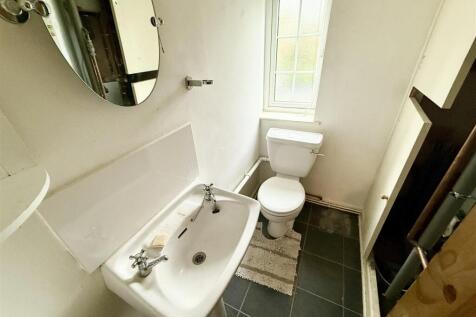 first floor WC