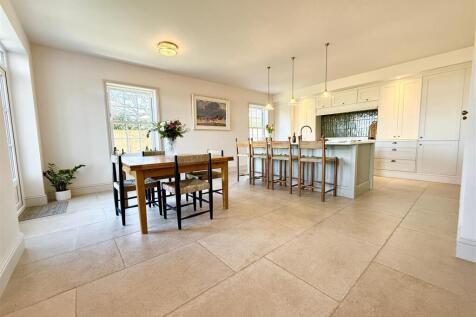 kitchen dining