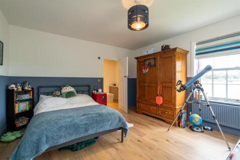 bedroom two.jpg