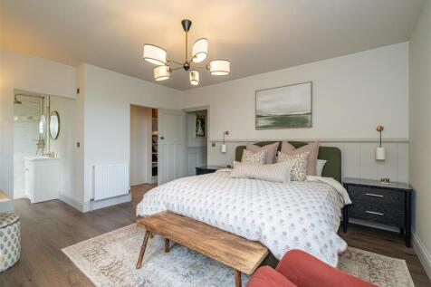 master bedroom.jpg