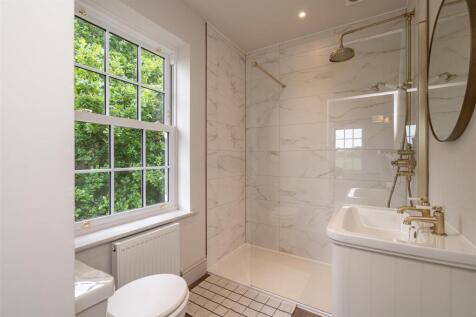 master en suite.jpg