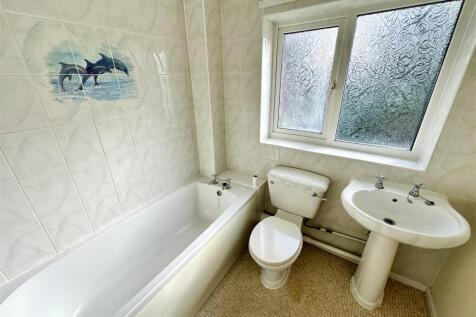 bathroom.JPEG