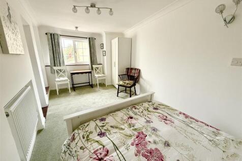ground floor bedroom