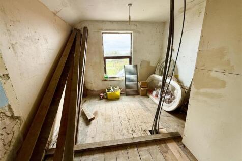 rear bedroom