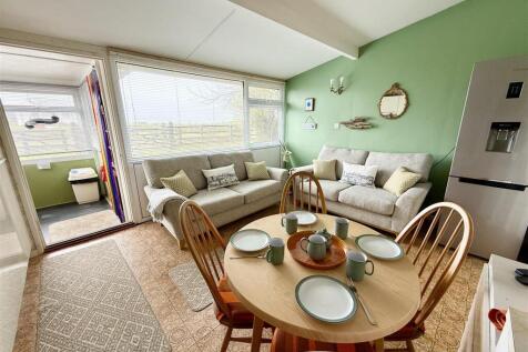 open plan living/dining