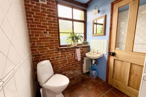 ground floor &#39;wetroom&#39; shower room