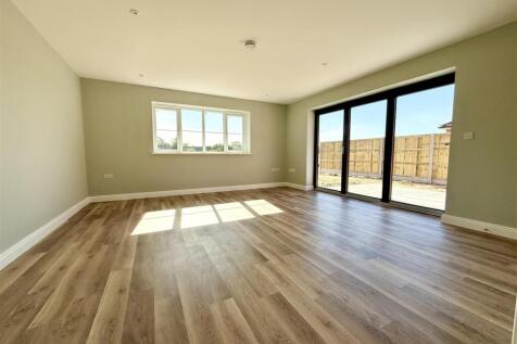 lounge (example photo - plot 1 shown)