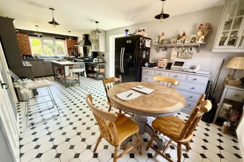 kitchen dining