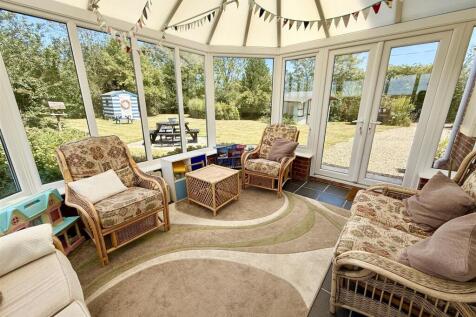 Daisy conservatory