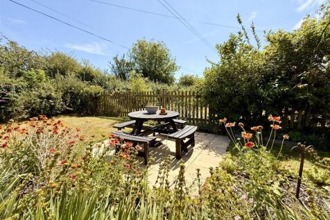 holiday accommodation garden