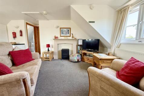 Iris living area