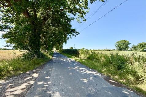 located on a loke just off a country lane