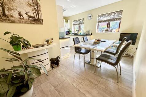 kitchen dining