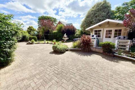 patio and log cabin